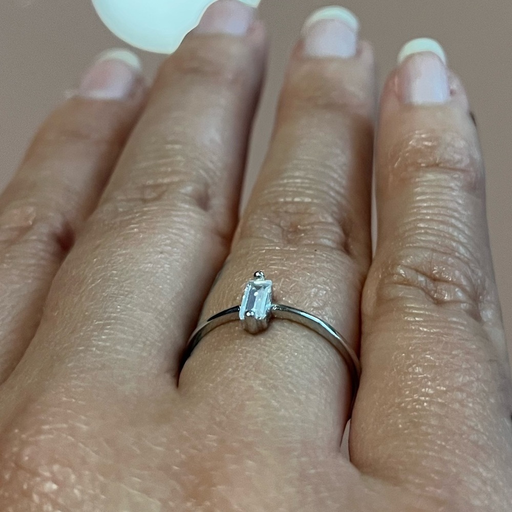 💍 S925 Sterling Silver Ring – Minimalist Everyday Chic 💍 - Picture 4 of 8